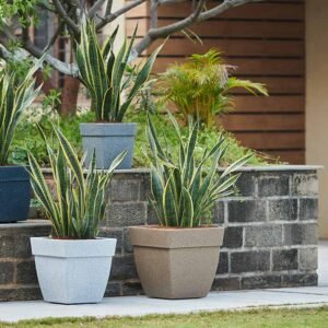 barca square planters